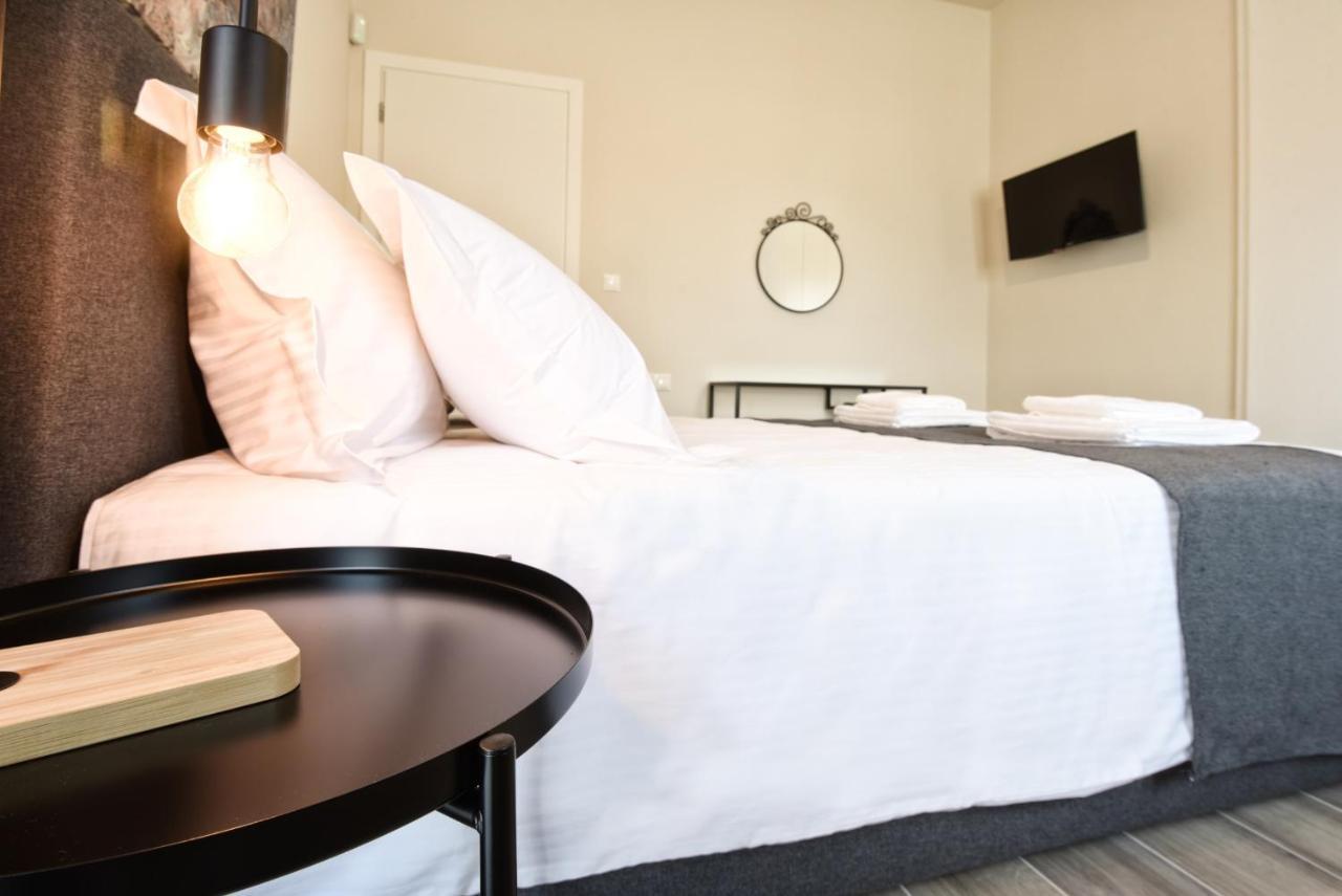 Aello Luxury Apartments Markópoulon Eksteriør bilde